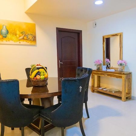 Ewan Tower Hotel Apartments Аджман Экстерьер фото