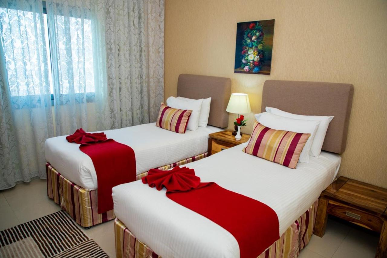 Ewan Tower Hotel Apartments Аджман Экстерьер фото